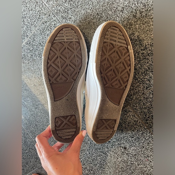 All White Converse Chuck Taylor All Star Slip-ons; size 9 in women’s - Picture 3 of 5